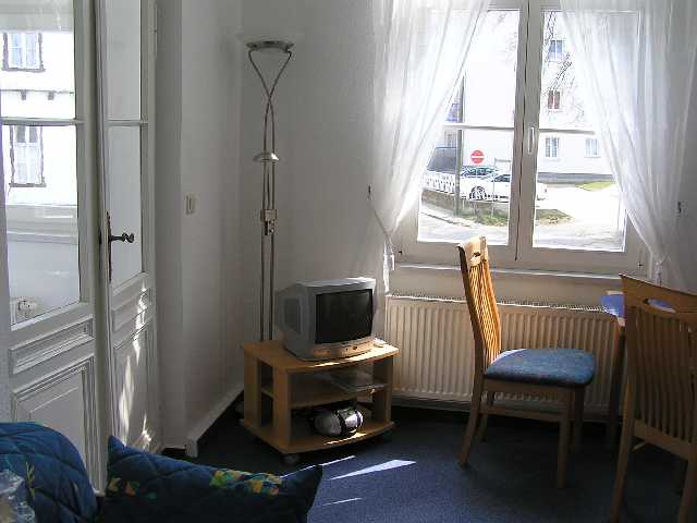 Fernsehecke/Tre zum Schlafraum